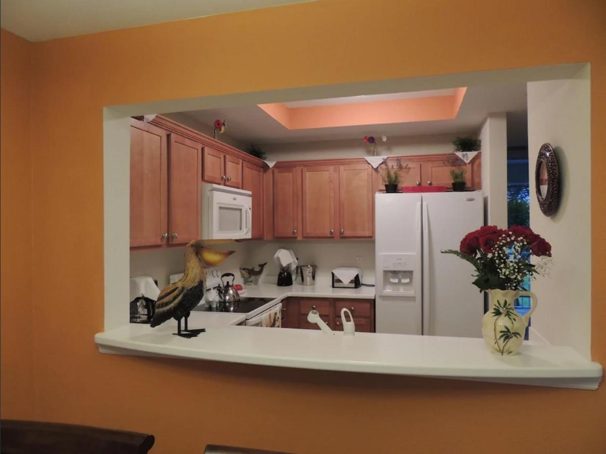 Beautiful New Luxury Townhome With Private Beach And Swimming Pools Ruskin Exterior foto