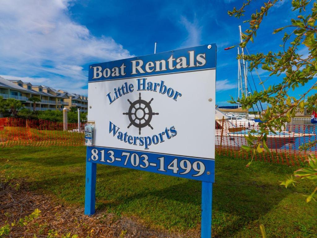 Beautiful New Luxury Townhome With Private Beach And Swimming Pools Ruskin Exterior foto