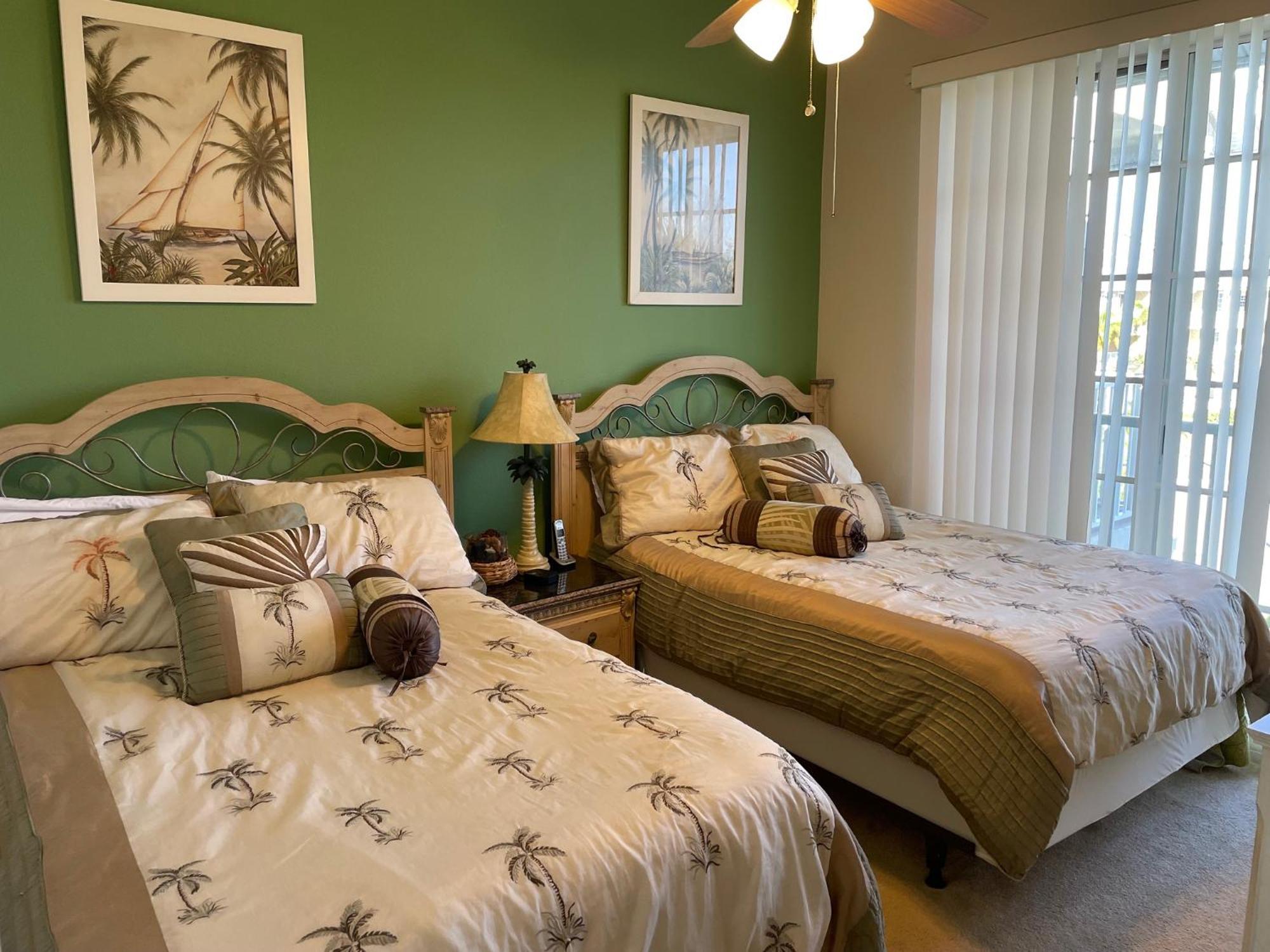 Beautiful New Luxury Townhome With Private Beach And Swimming Pools Ruskin Exterior foto